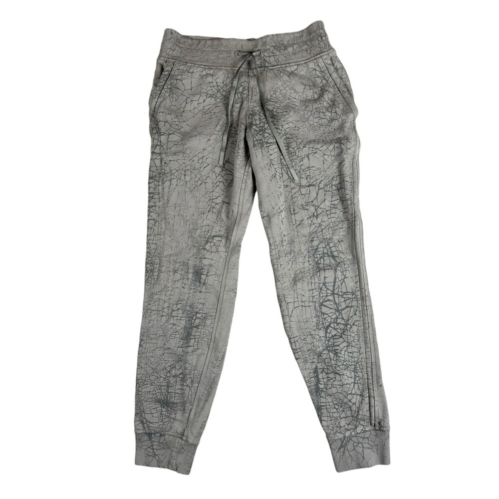 Women’s Lululemon Warm Down Jogger 7/8 Length